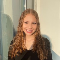 Zoe Alvarez