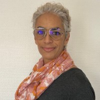 Linda Cazanove