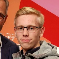 Niklas Dröge