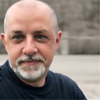 Justin Elliott