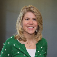 Dena Hull, Cae, Iom