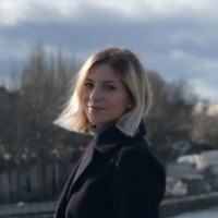 Luna Courteau