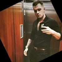 Adrian Piekarski