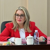 Canan KANIOGULLARI KULAKSIZ