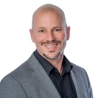Dan Lowe