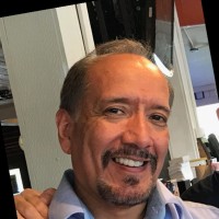 Eduardo Flores