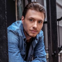 Timothy Carlson