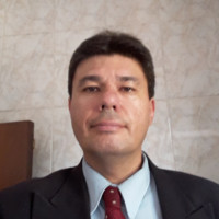 Oscar Calderón