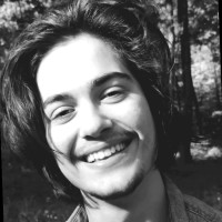 Kamil Mén