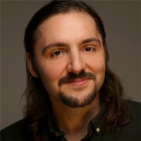 Lukas B.
