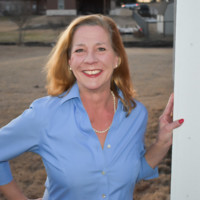 Laura Lofton