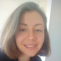 Luciana C.