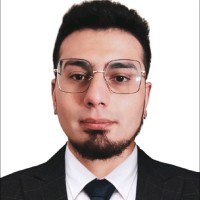 Max Alejandro Larrea Crespo