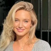 Sandra Farrar