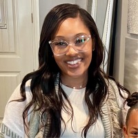 Essence Robinson