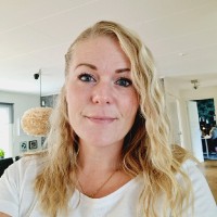 Cecilia R.