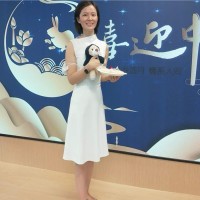 Laura Zou
