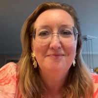 Astrid Dirks, Md Mba