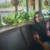 NIVETHITHA E