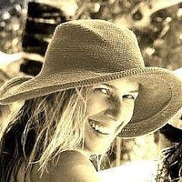 Anna Paula Adamo