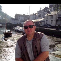 Simon Evans