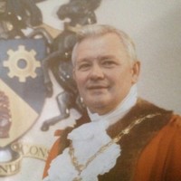 ernie harper obe, jp.