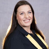 Jo Ayres