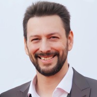 Dr. Gert Loterman