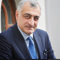 Mamuka Khazaradze