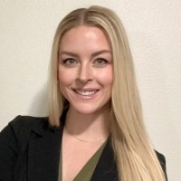 Hannah Travis, Mba