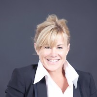 √Francie Woll Finn