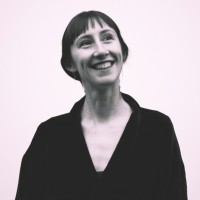 Iris Cilenšek