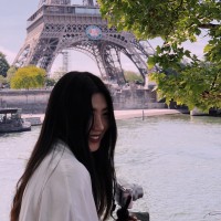 李嫣然