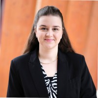 Özge Taş