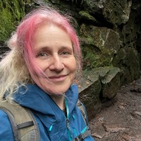 Dr Amy-Jane Beer