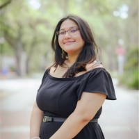 Luna Khan