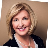 Nina Irvine  (Adelina)