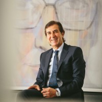 Dt. Erhan Aydınlar