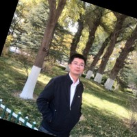 何明星