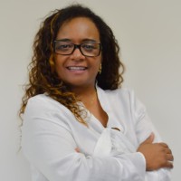 Cintia Lopes de Abreu Schmidt