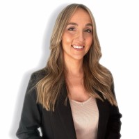 Ariana Jessie, Rn