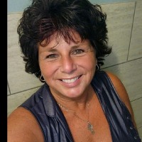 Cindy Debrozzo
