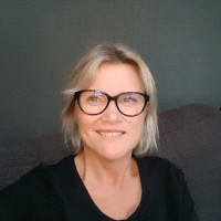 Claudia Bezembinder