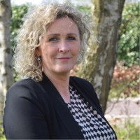 Yvonne Faber