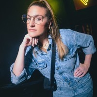 Lindsay Adams