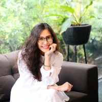 Jasmine Nhài Nguyễn