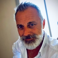 Romuald Lamstaes