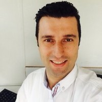 İsmail Hakan