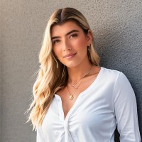 Matea Britvar, Cam