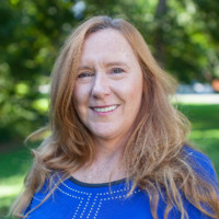 Roxanne Hale